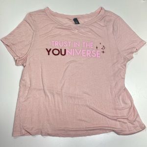 Alya Francesca’s ‘Trust In The YOUniverse’ Print Pink Graphic Tee Shirt Size L
